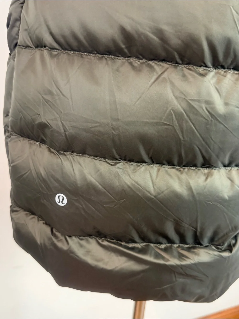 💋lululemon athletica Olive Quilted Down Vest size 6